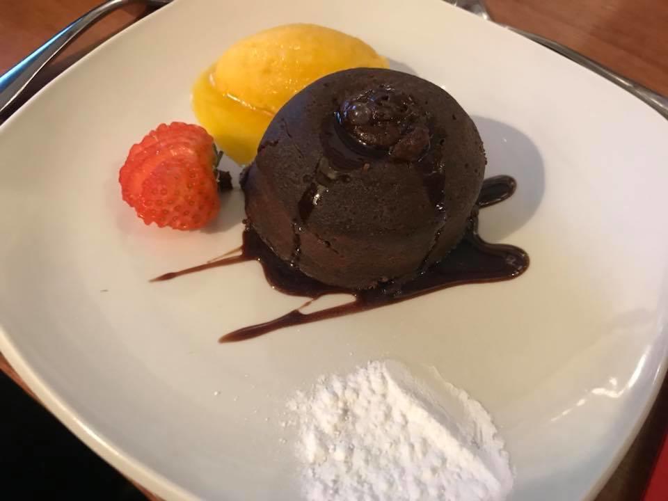 New Gurkha Inn 布雷肯 外观 照片